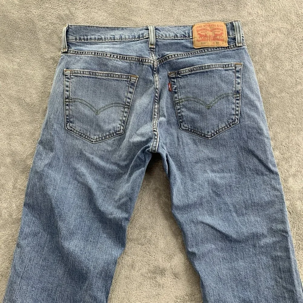 Levis 559 Jeans Mens 32x31” Blue Relaxed Straight Mid Rise Medium Wash Denim